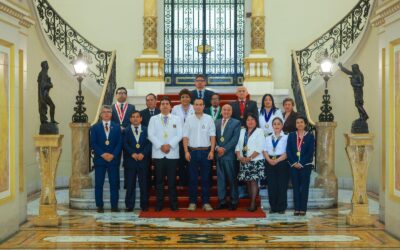Decano del CGP participa en reunión del Consejo Nacional de Decanos con el Ejecutivo en Palacio de Gobierno